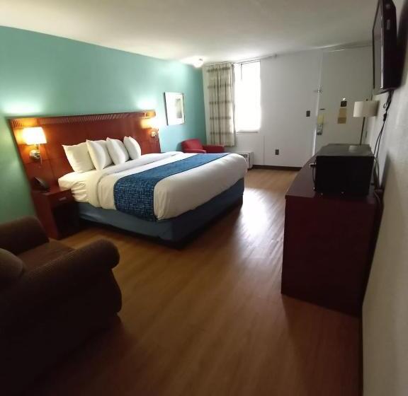 ホテル Travelodge By Wyndham Petersburg