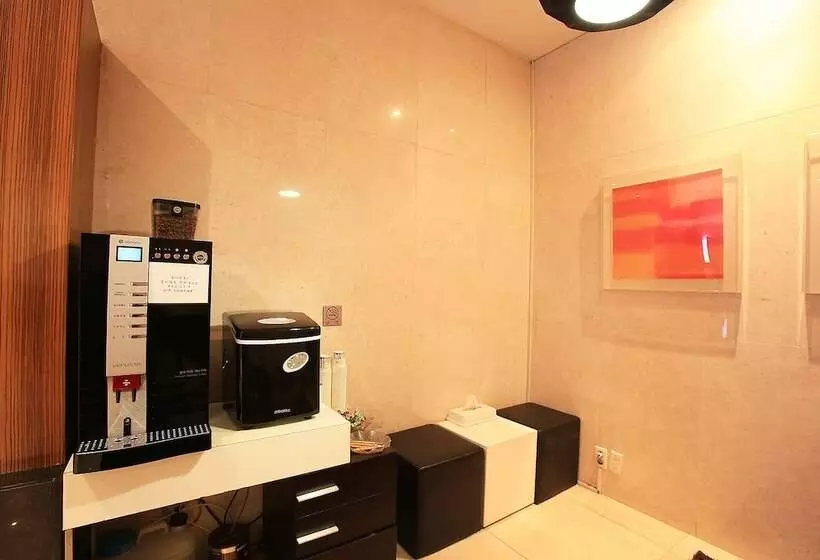モーテル Ilsan Hotel Antives
