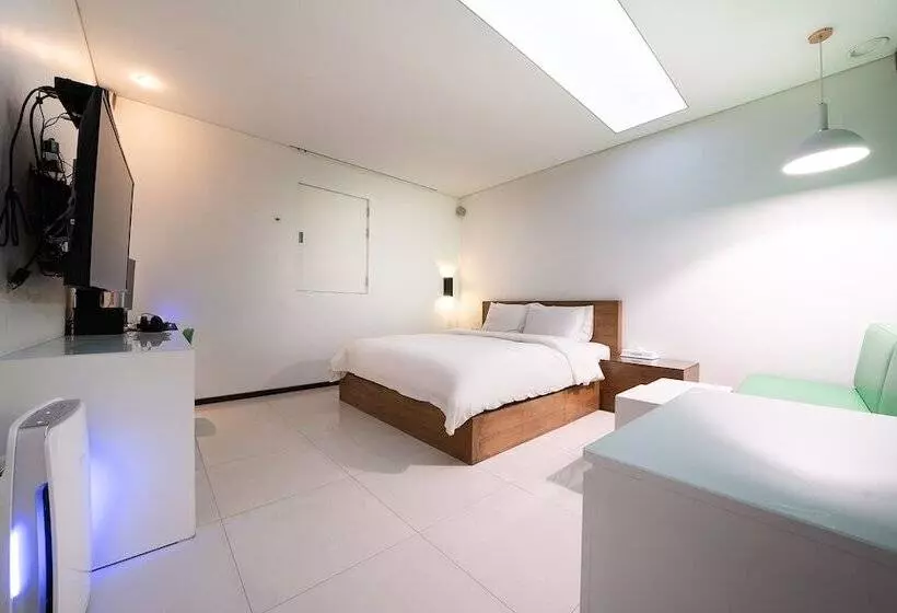 モーテル Ilsan Hotel Antives