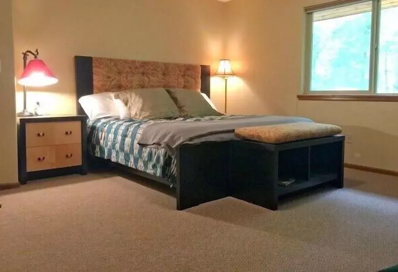 Mt Baker Lodging Cabin 29   Sleeps 11