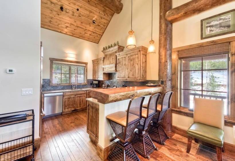 Spanish Peaks Cabin-17 Nighthawk