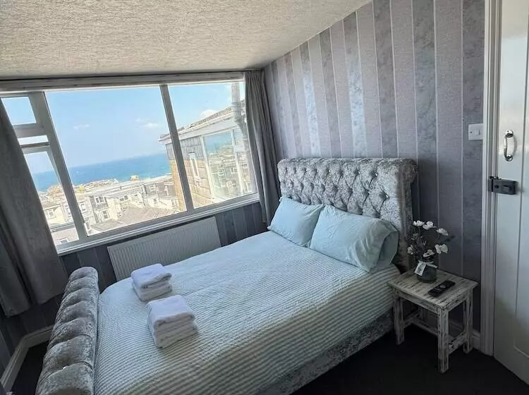 Aamiaismajoitus (B&B) Shore Lodge