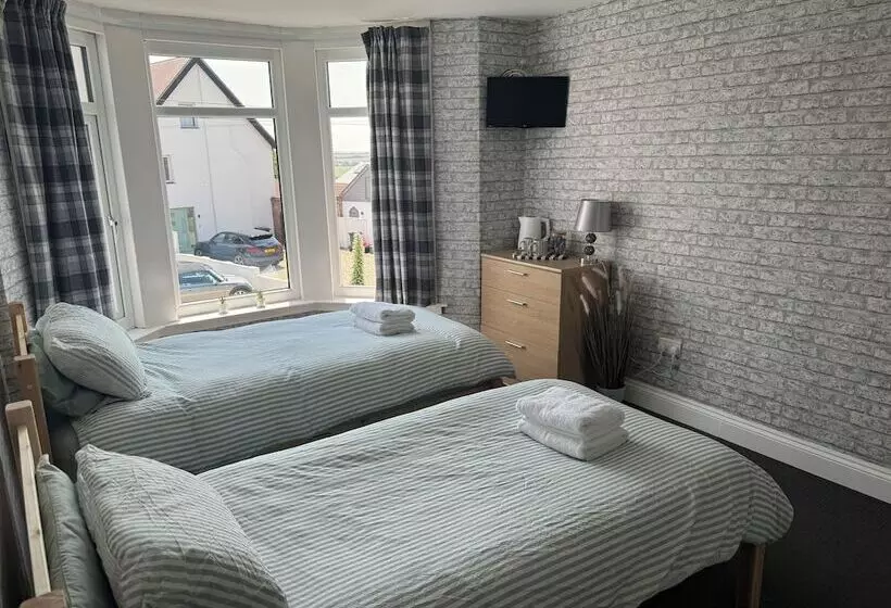 Aamiaismajoitus (B&B) Shore Lodge
