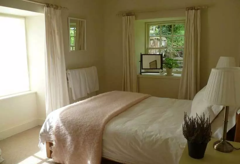 Charming Rural Cottage In Kippen, Stirlingshire