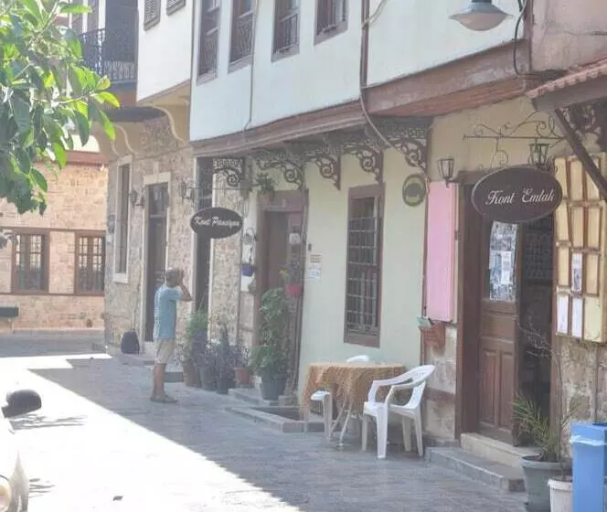 هتل Kont Pansiyon
