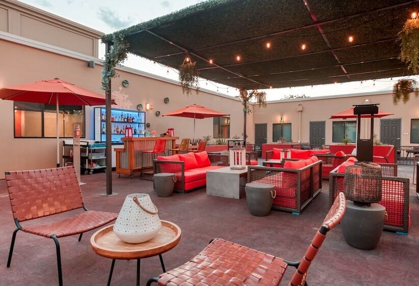 酒店 Lexen Newhall