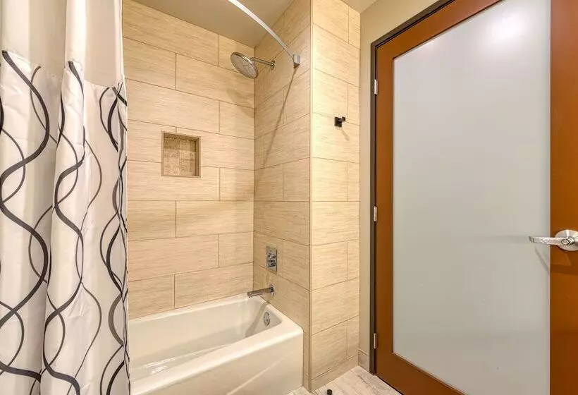 Hotelli Lexen   Newhall