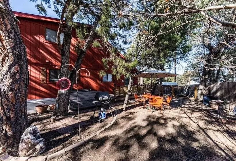 Mockingbird Cabin