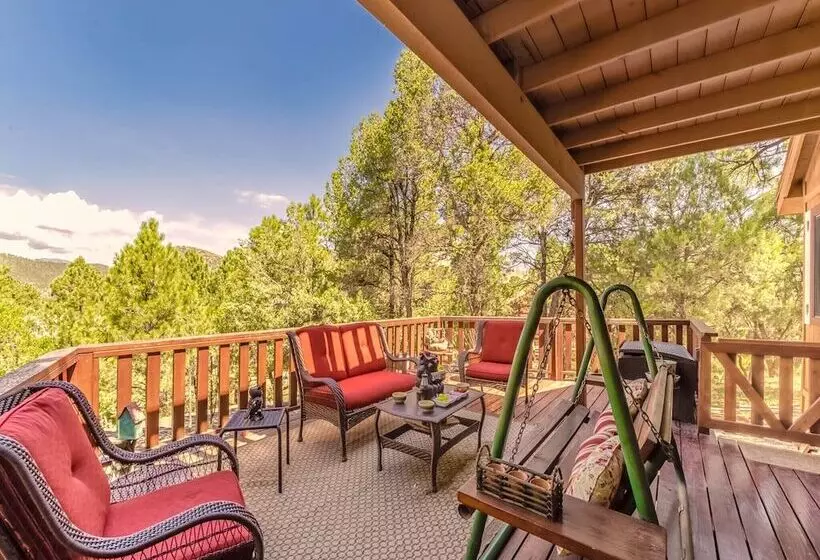 Mockingbird Cabin