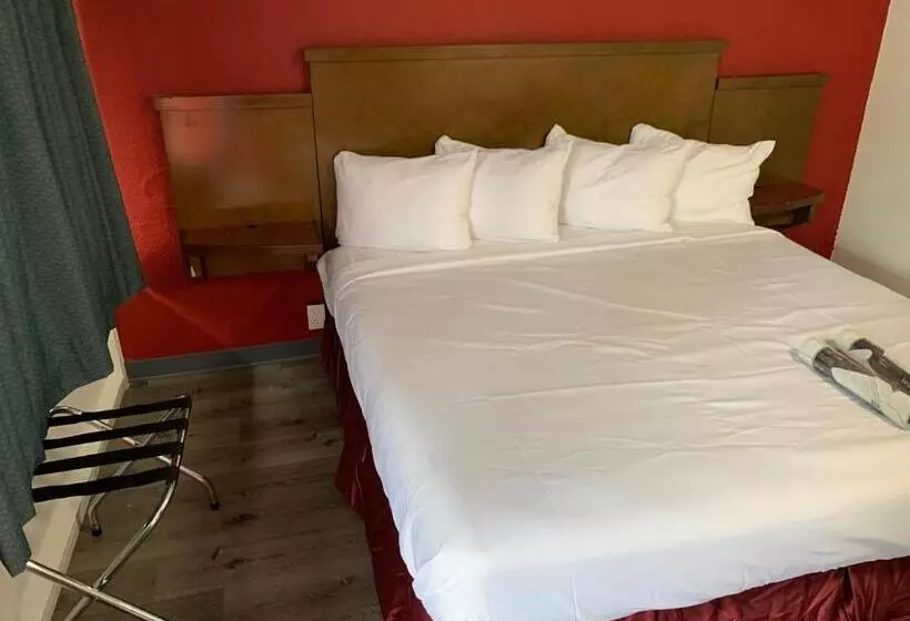 モーテル Rodeway Inn