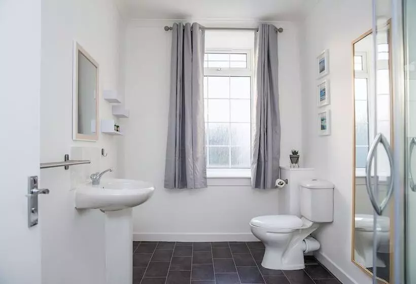 Majatalo Marina View Guest House