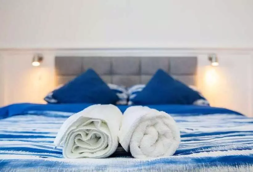 Majatalo Marina View Guest House