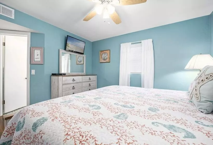 Plaza Cottage