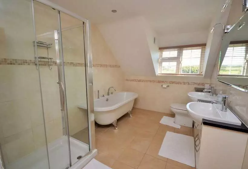 Rookley Farm Lodge
