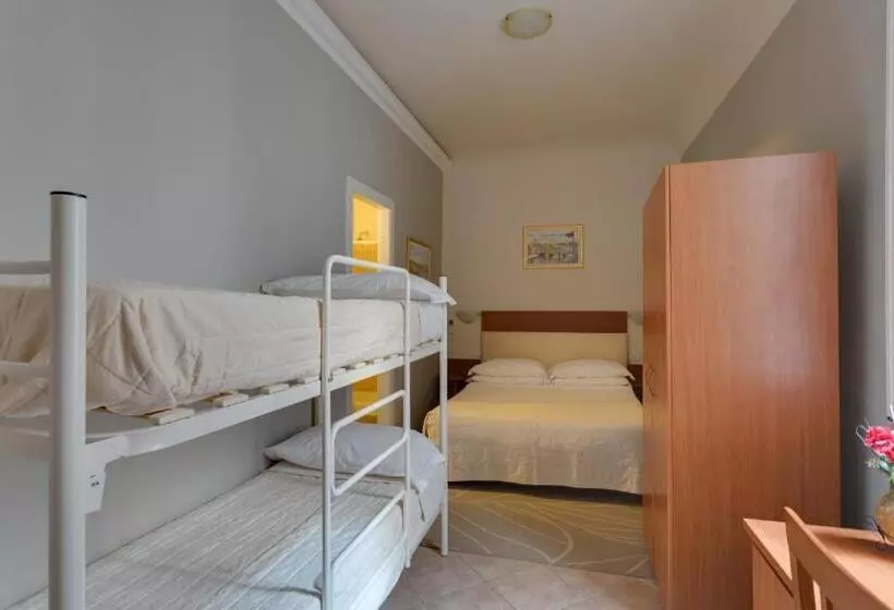 تختخواب و صبحانه Casa Billi