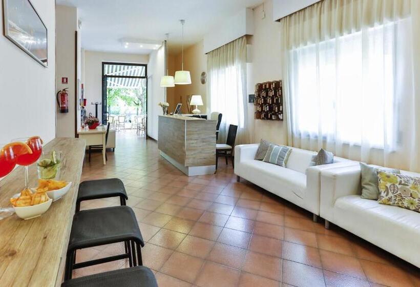 Отель Avana Mare