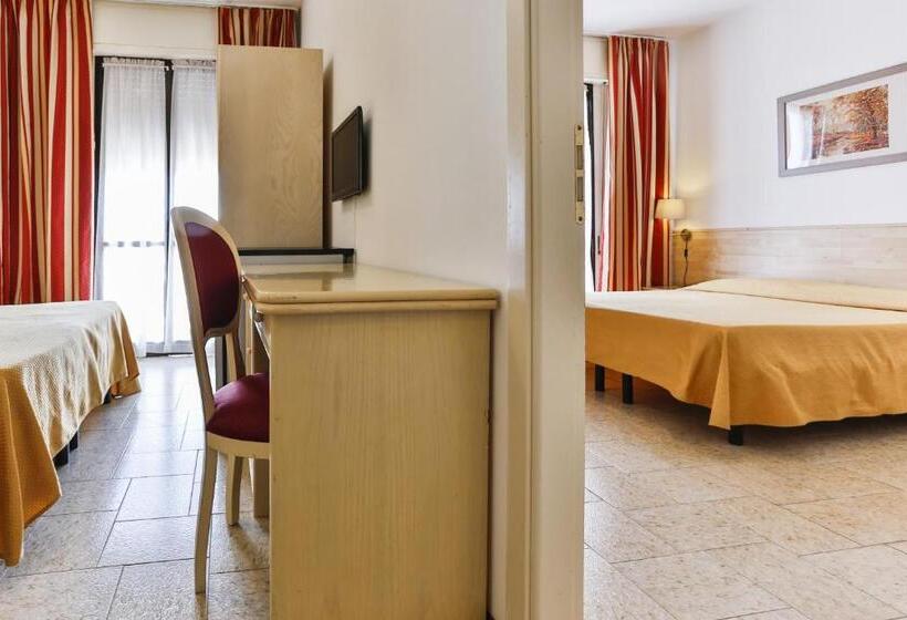 Отель Avana Mare