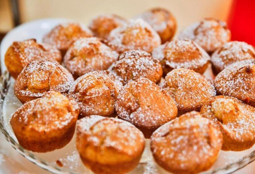 Отель Avana Mare