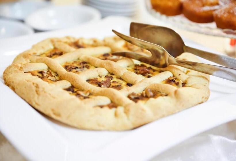 Отель Avana Mare