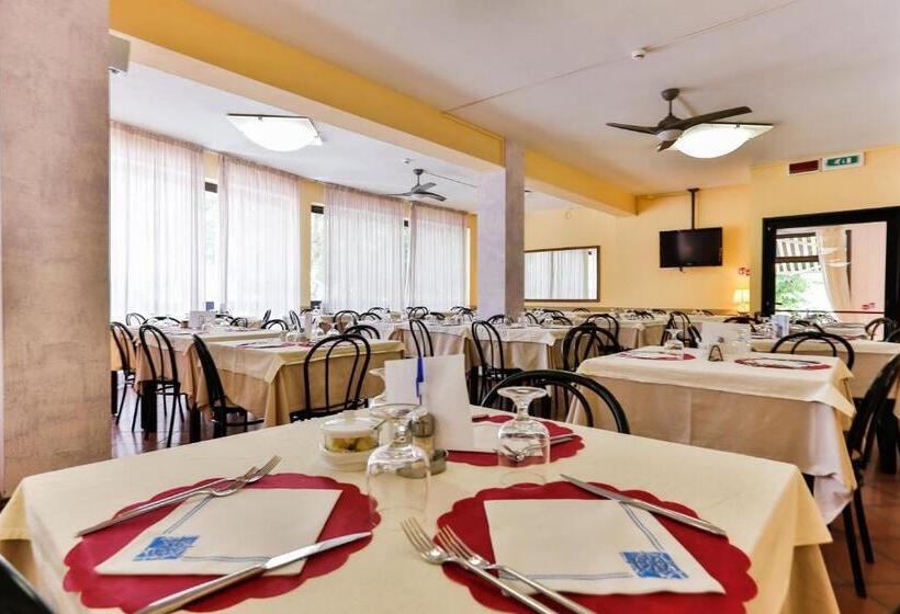 Отель Avana Mare