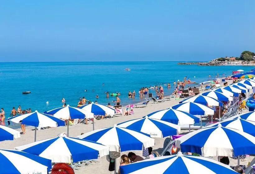 Отель Club Residence Martinica