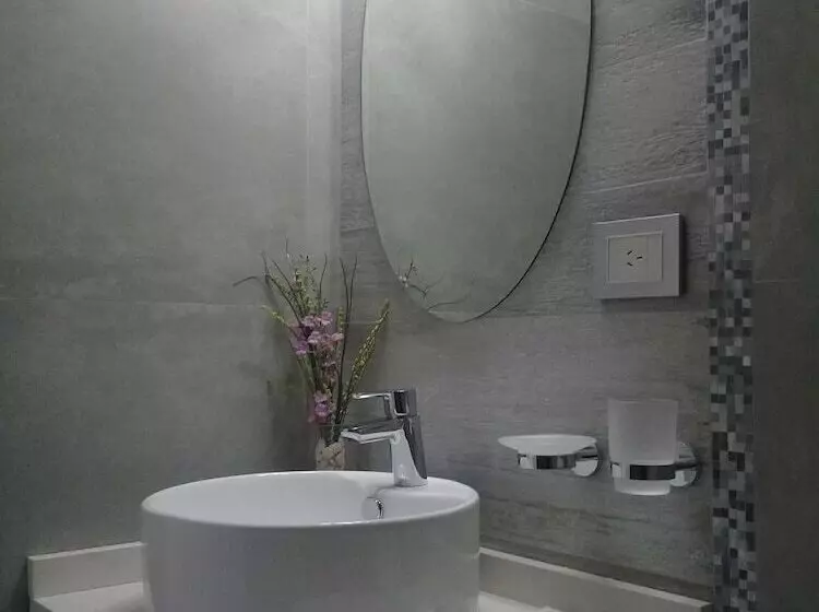 هتل Columbia Palace