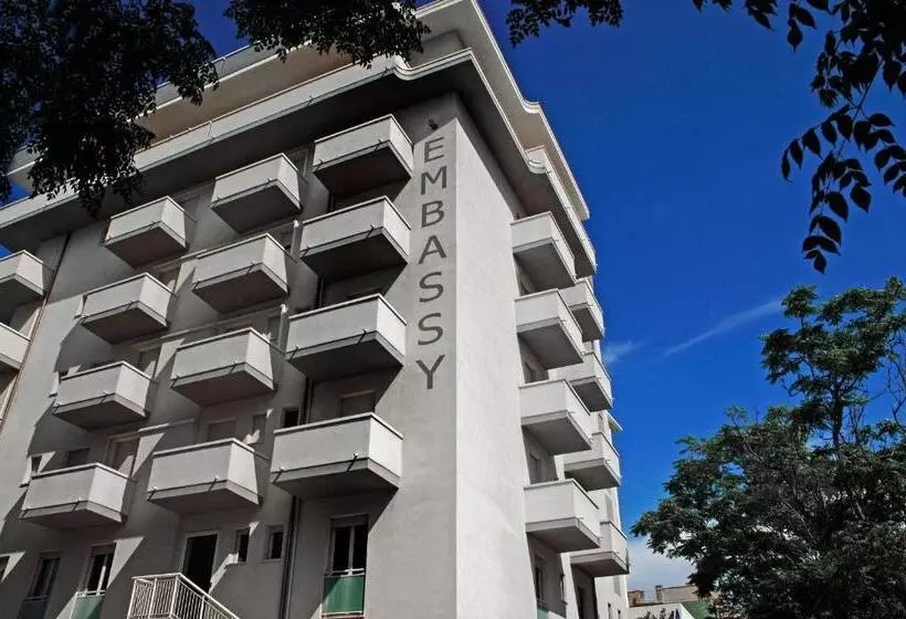 Hotel Embassy