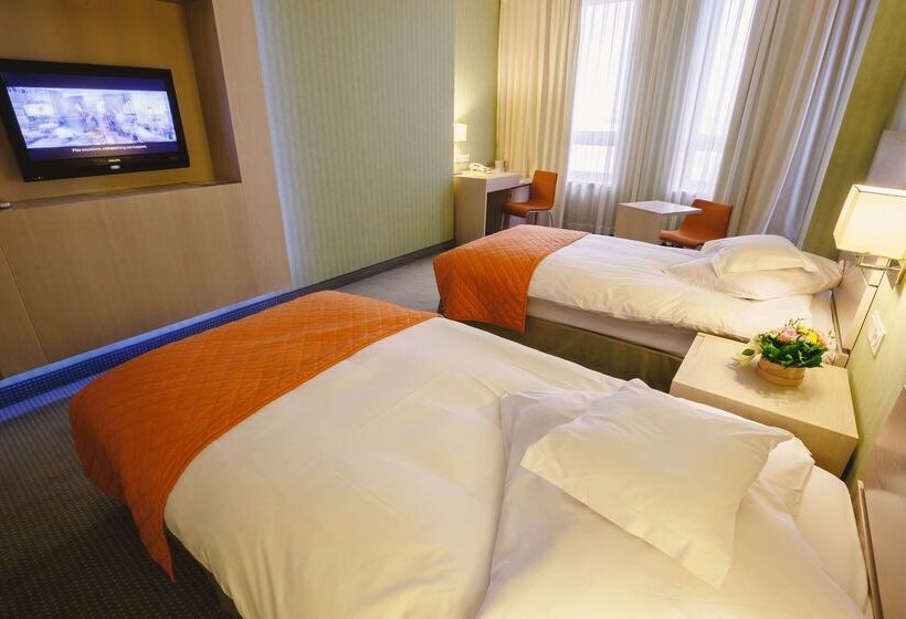 فندق Golden Tulip Ana Tower Sibiu