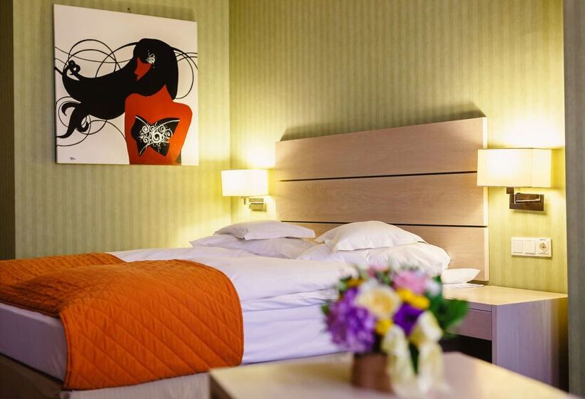 فندق Golden Tulip Ana Tower Sibiu