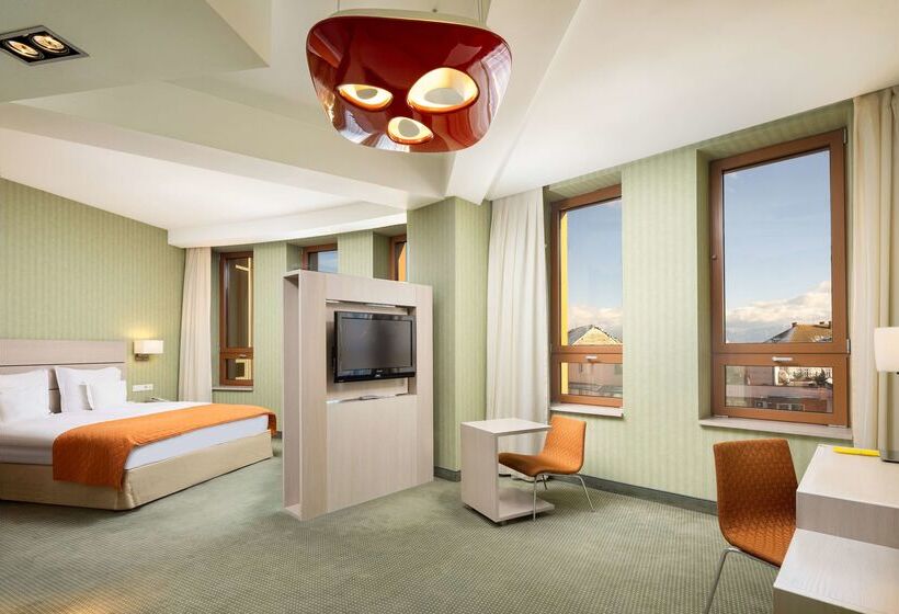 فندق Golden Tulip Ana Tower Sibiu