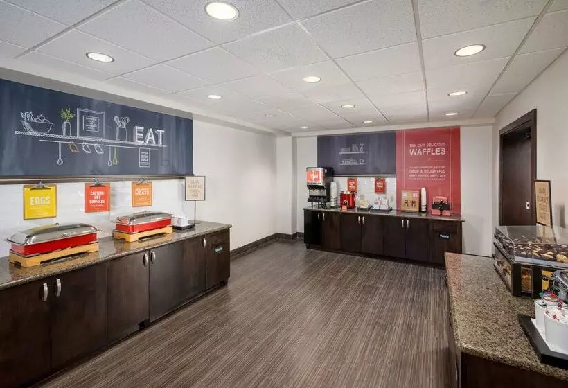 هتل Hampton Inn & Suites Phoenix North/happy Valley