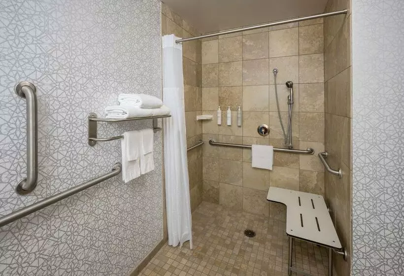 هتل Hampton Inn & Suites Phoenix North/happy Valley