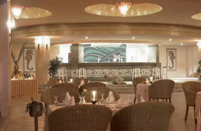 Iris Hotel & Thalasso