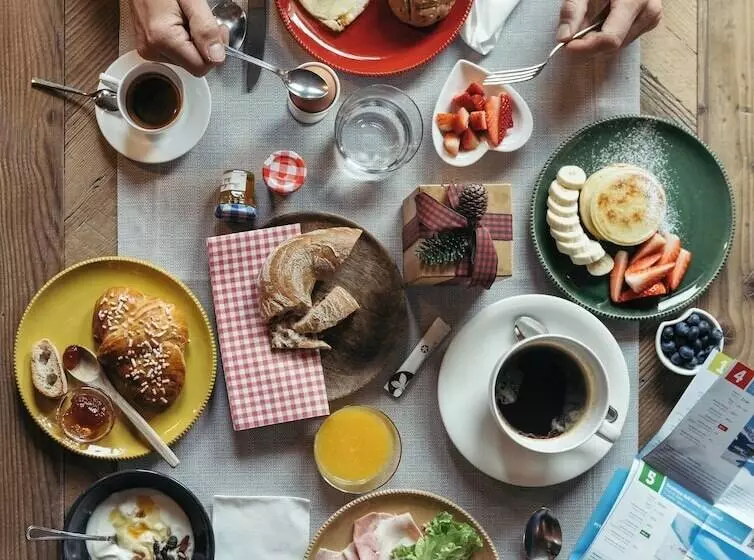 Отель La Genzianella Bormio