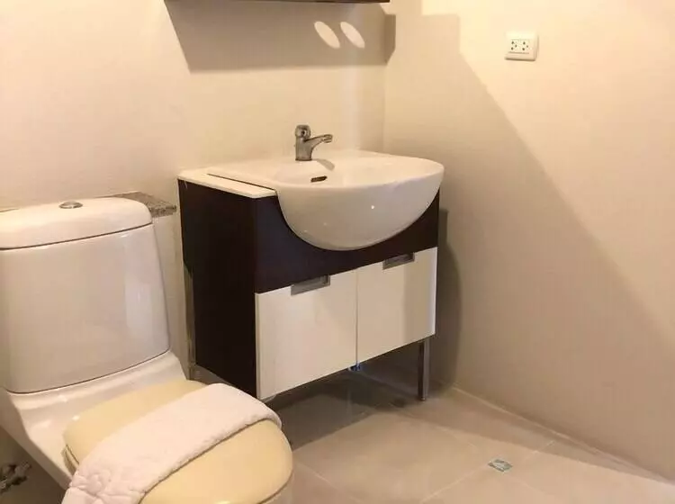 Laem Din Hotel Chaweng