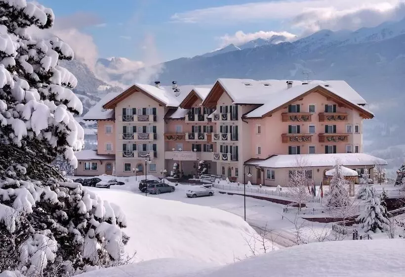 Отель Lagorai Resort & Spa