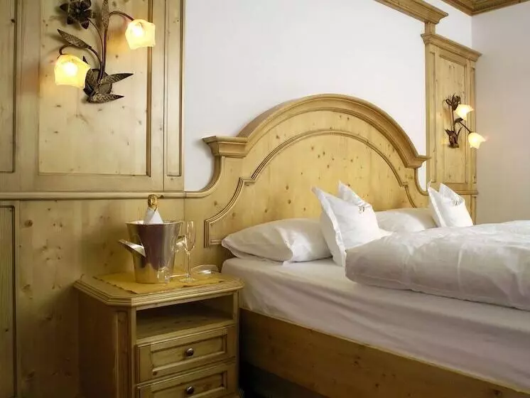 Отель Lagorai Resort & Spa