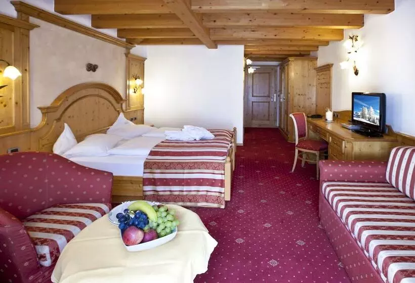 Отель Lagorai Resort & Spa