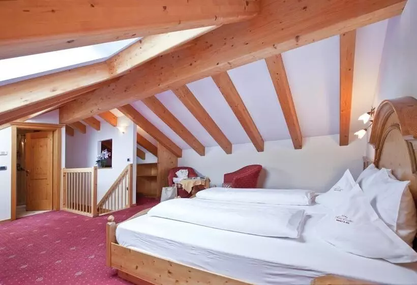 Отель Lagorai Resort & Spa