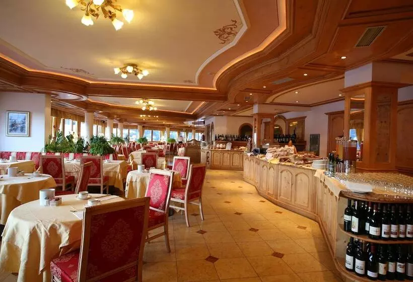 Отель Lagorai Resort & Spa