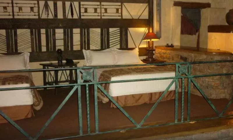 هتل Lodge At The Ancient City