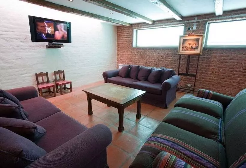 Отель Marques De Tojo