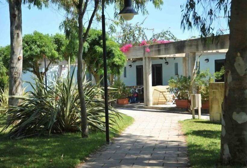 田舎風ホテル La Brunese