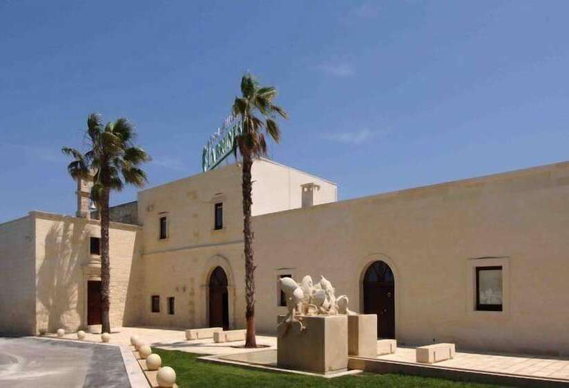 田舎風ホテル La Brunese