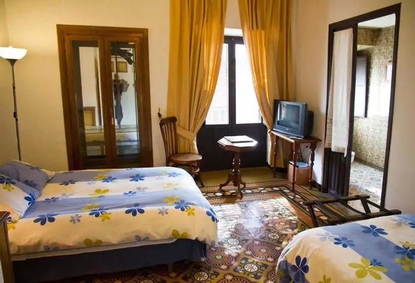 La Casona Del Abuelo Parra