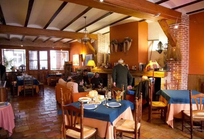 La Casona Del Abuelo Parra