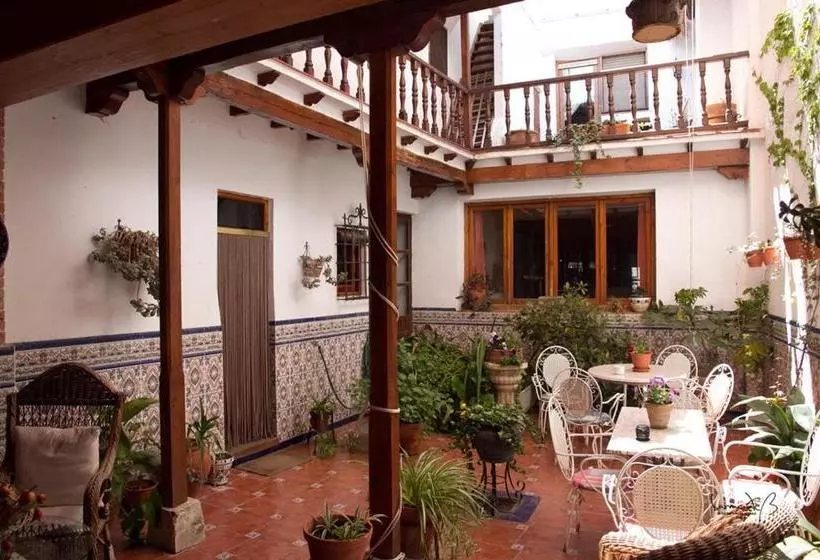 La Casona Del Abuelo Parra