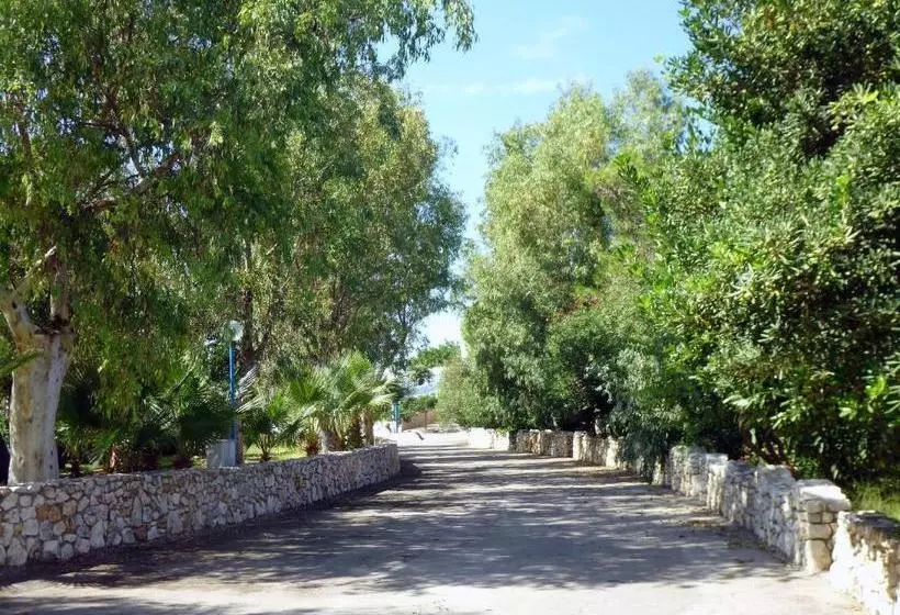 Hotel Racar