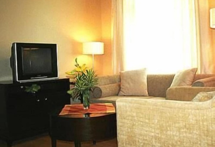 فندق صغير Lancaster Hotel By Central Flats