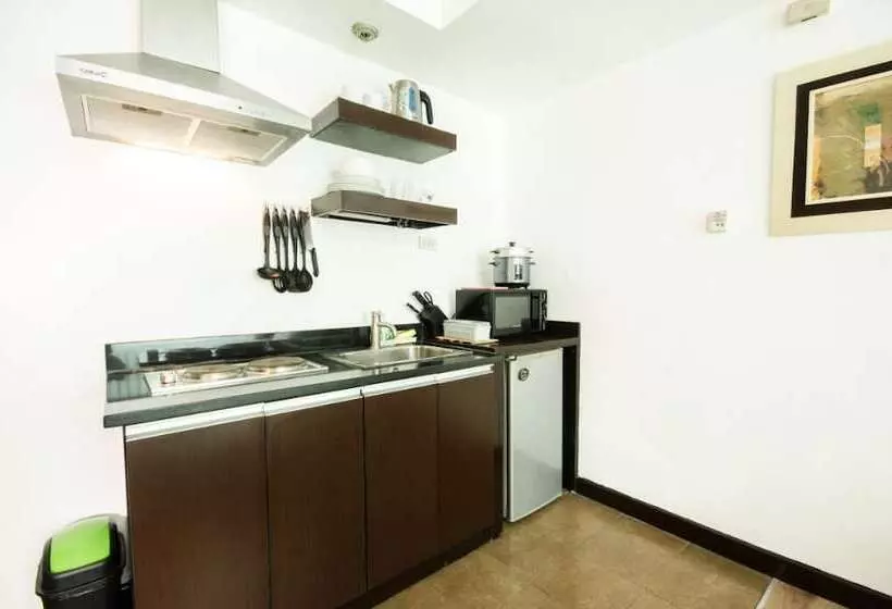 هاستل Lancaster Hotel By Central Flats